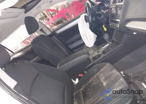 2016 Subaru Legacy 2.5I Premium из США, поврежденный, VIN 4S3BNAD62G3040961